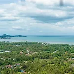 Hill Top Retreat By Sea Dance Resort